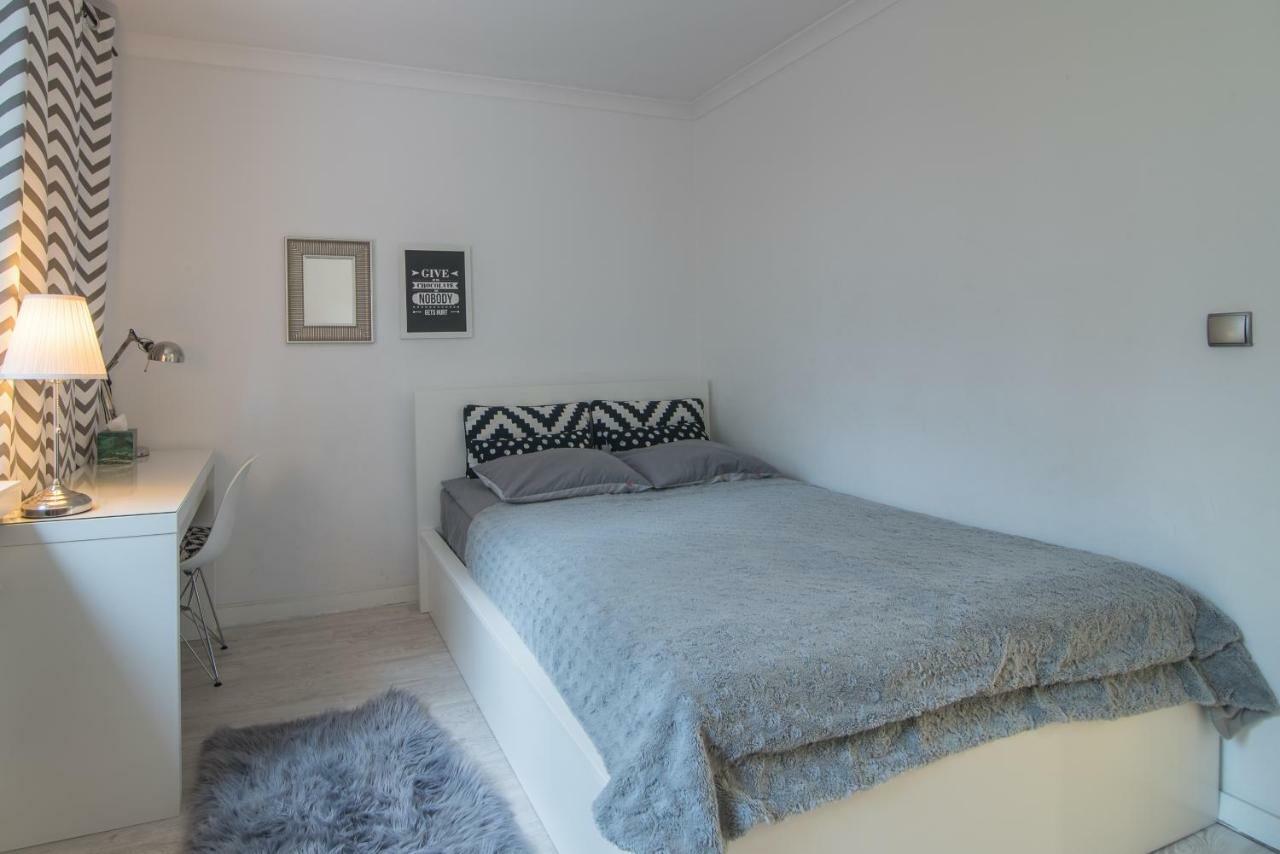 The White Apartment Varsovie Extérieur photo