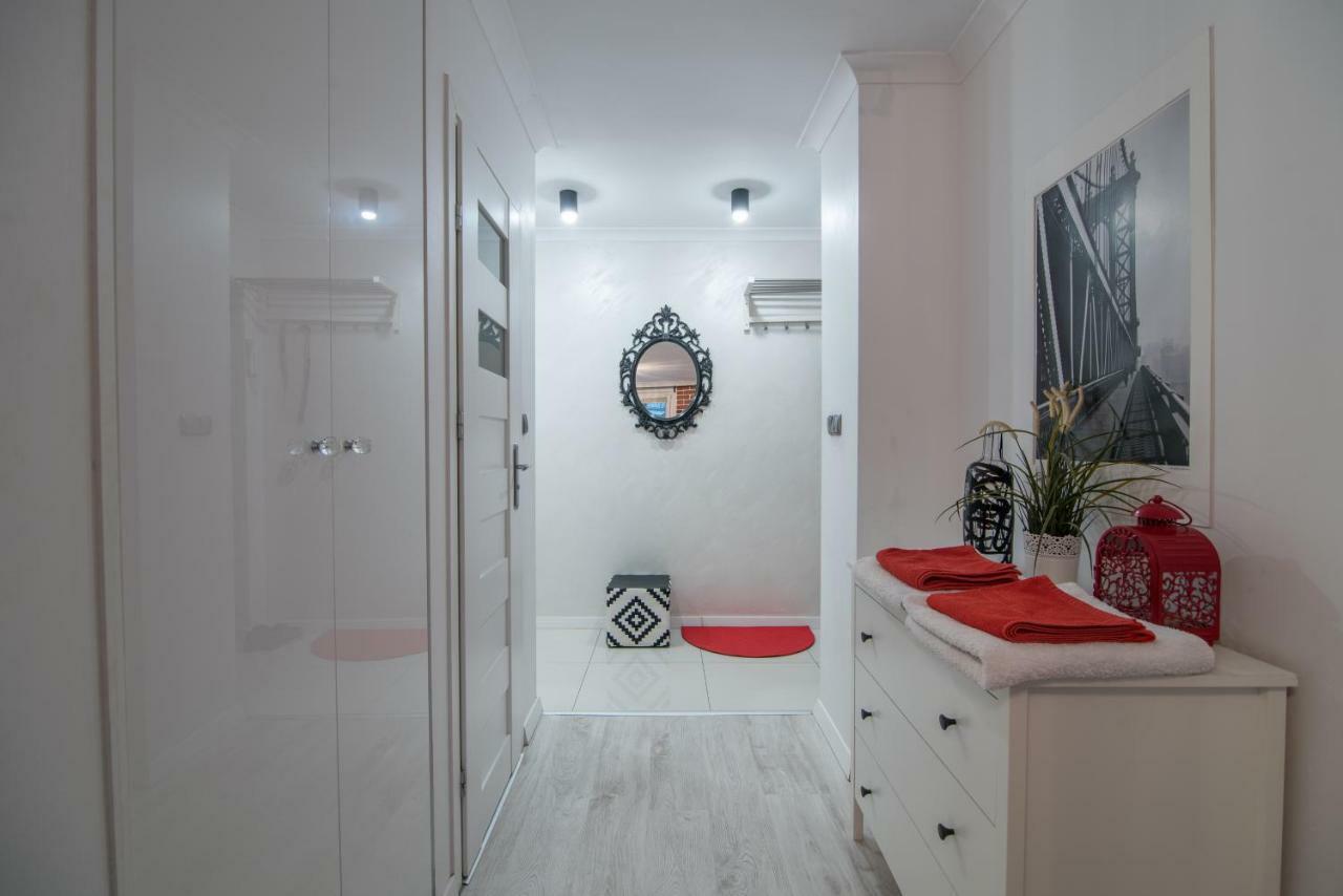 The White Apartment Varsovie Extérieur photo